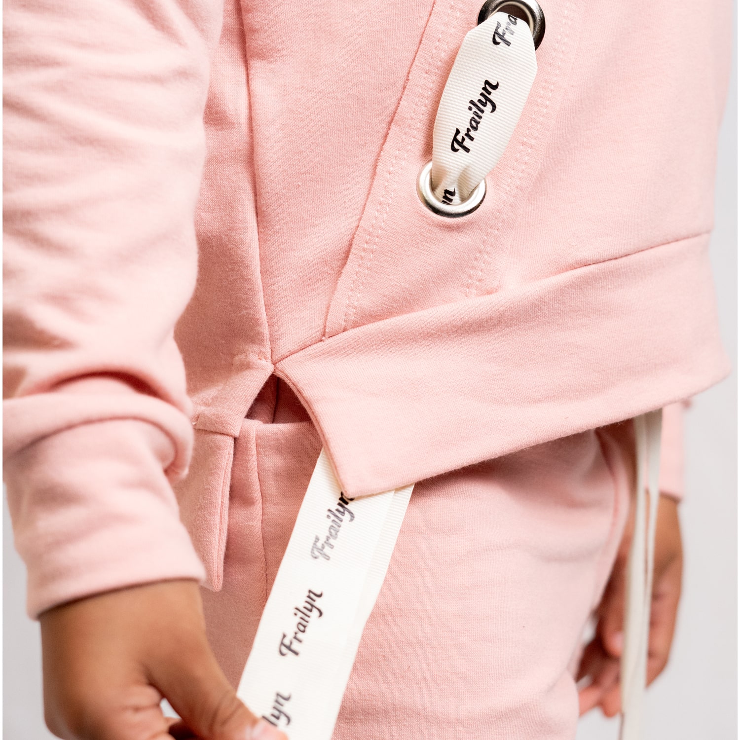 Conjunto deportivo para niña buzo con capucha - Imagen 11